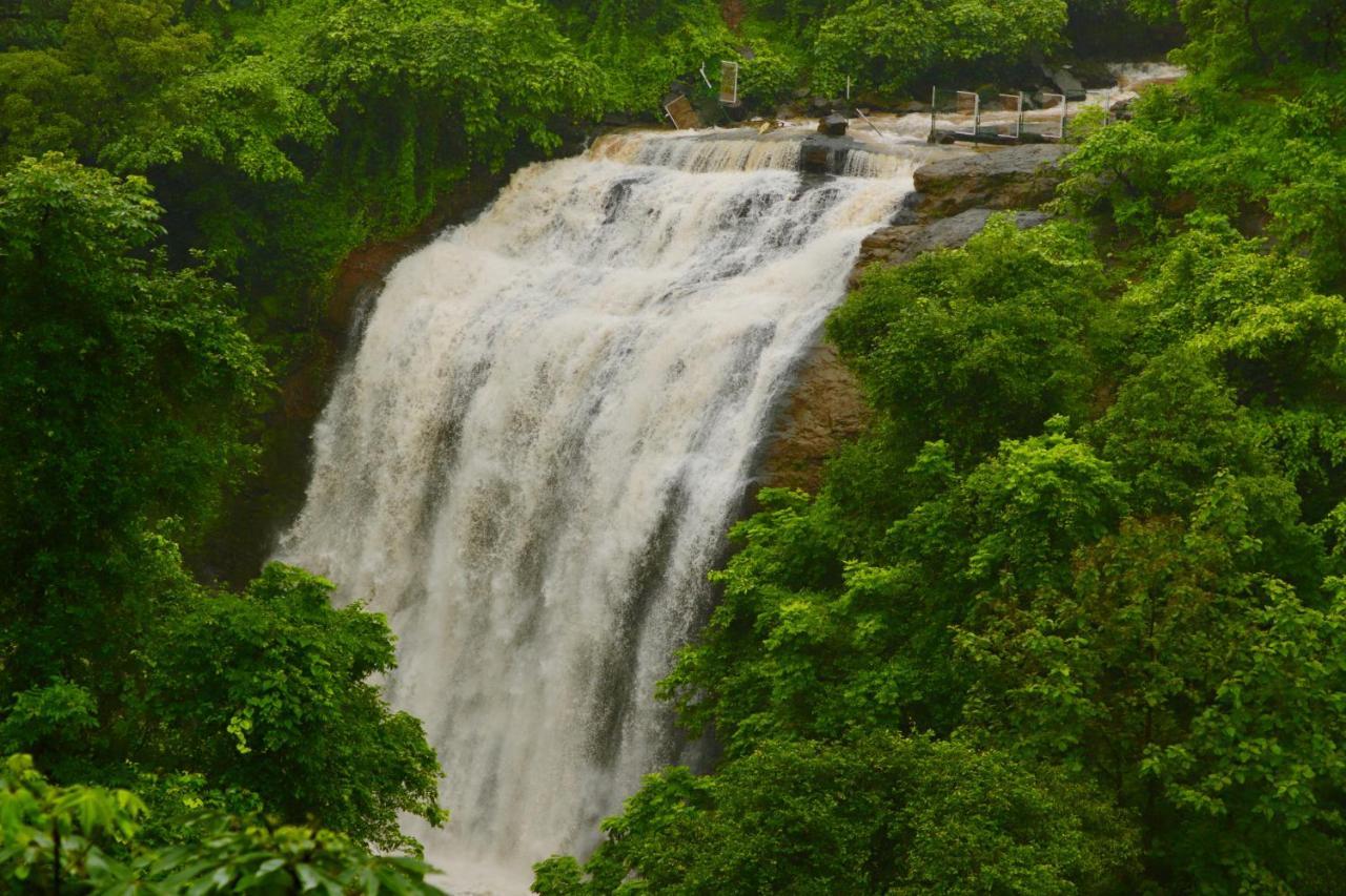 Manas Resort With Petting Zoo, Igatpuri Exterior foto